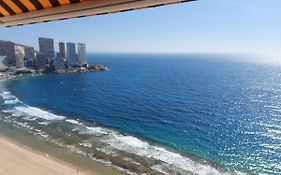 Benidorm, Las Damas, Primera Linea De Playa De Levante